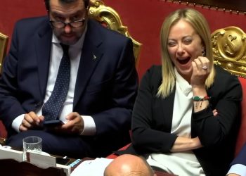 Il delirio degli svendipatria: se il governo dei finto-sovranisti svende l’Italia agli oligarchi