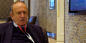 Pino Arlacchi: declino USA, nuovo ordine multipolare e il suicidio dell’Europa
