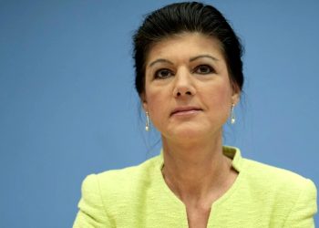 Chi è Sahra Wagenknecht? La critica alla sinistra alla moda e l’accusa di rossobrunismo