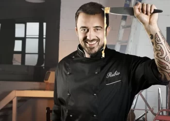 Da Robert Fico a Chef Rubio: è nato l’asse tra liberali e squadristi invocato da Charles Michel