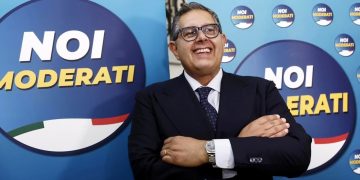 Scandalo Toti: come i liberali ci saccheggiano mentre il loro sistema sprofonda