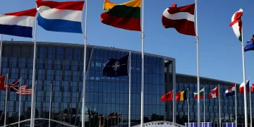 La NATO invade il Pacifico per minacciare la Cina – ft. Francesco Dall’Aglio e Antonio Mazzeo