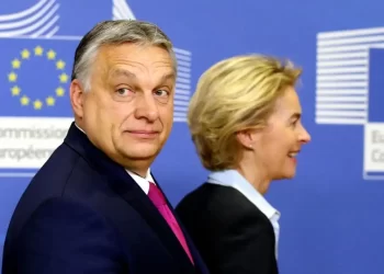 Orban vs Von der Leyen: la Ue litiga sull’Ucraina – ft. David Colantoni