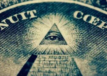Dietro Ottolina Tv ci sono gli illuminati? Giuliano Marrucci esiste veramente? Scopriamolo assieme