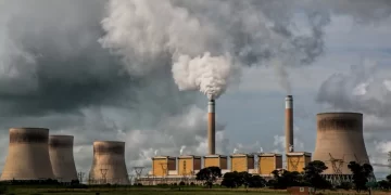 Collettivo ex GKN: come la transizione (vera) ecologica non può che partire dal basso