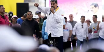 Maduro denuncia un golpe cyber-fascista in Venezuela
