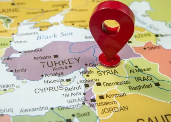 Israele vuole destabilizzare la Siria per colpire l’Iran – ft. Matteo Capasso