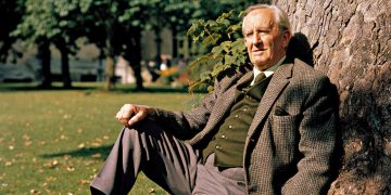 Esiste un Tolkien politico? Lo spiegone, con  Paolo Nardi