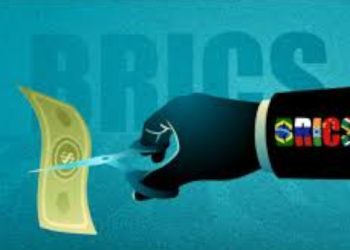 Summit BRICS: la Russia pubblica la ricetta per la dedollarizzazione