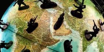 Dopo tre anni di Ucraina e uno di Medio Oriente chi sta vincendo la terza guerra mondiale? – ft. Gabellini, Germinario, Maringiò e Marrucci