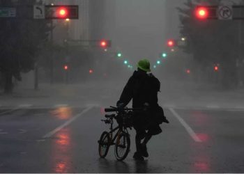 Da Katrina a Milton: come gli USA utilizzano le catastrofi naturali per rubare ai poveri e dare ai ricchi