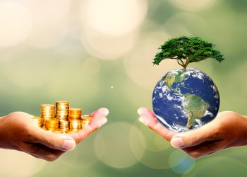 Contro l’ecologismo per ricchi: come il potere si approfitta del “green” per smantellare la democrazia