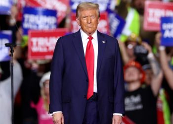 L’apprendista: riuscirà Donald Trump a servire come si deve i padroni del mondo? – ft. Alessandro Volpi
