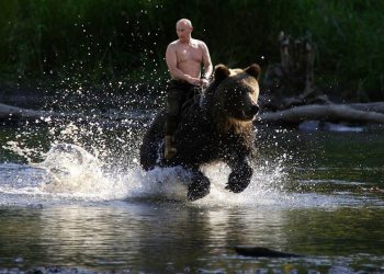 Putin: “Ora è guerra mondiale”- ft. Alberto Fazolo
