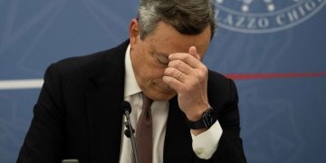La confessione di Draghi: “Le élite europee hanno sbagliato tutto” – Non chiamatelo TG del 16 dicembre 2024