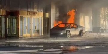 Gli USA sotto shock: tre attentati in 24 ore. Che sta succedendo? – Ft. Giacomo Gabellini