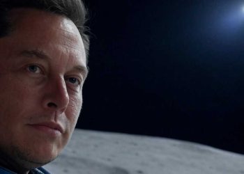 Cosm8lina ep. 8 – Meloni,  Musk e il DDL Spazio: come svendere la sicurezza nazionale agli interessi USA