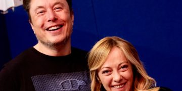 Scandalo satelliti: il governo Meloni ha svenduto la sicurezza nazionale per fare un regalo a Musk?