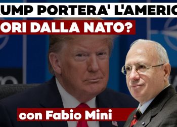 Donald Trump e Fabio Mini sullo sfondo del simbolo della NATO