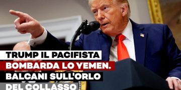 Trump parla dalla postazione presidenziale