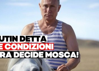 Vladimir Putin a cavallo in un paesaggio collinare con canottiera a righe