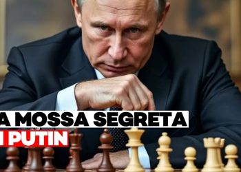 Vladimir Putin davanti a una scacchiera