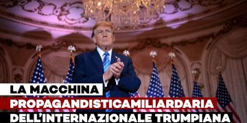Donald Trump con 7 bandiere americane sullo sfondo