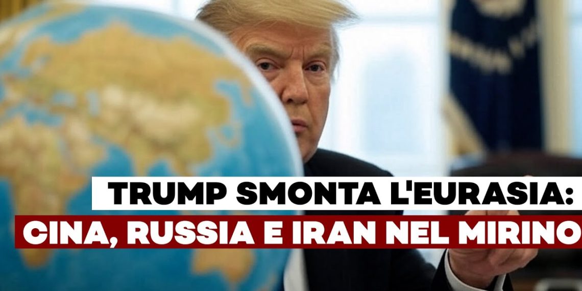 Donald Trump semi-nascosto da un mappamondo