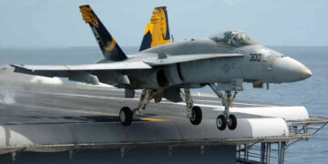 Mar Rosso: Ansarallah affonda un F-18 USA