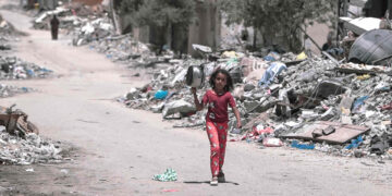 Israele continua a bombardare Gaza