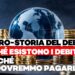 Un piccolo mappamondo fra pile di monete d'oro