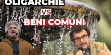 Una fontana. Beppe Grillo e Ugo Mattei in primo piano