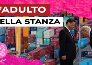 Donald Trump si inchina a Xi Jinping. Containers sullo sfondo