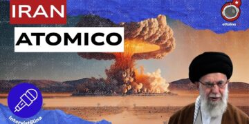 Esplosione atomica. L'Ayatollah Khamenei in primo piano