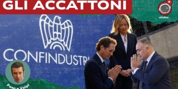 Logo di Confindustria. John Elkann, Giorgia Meloni e Emanuele Orsini in primo piano