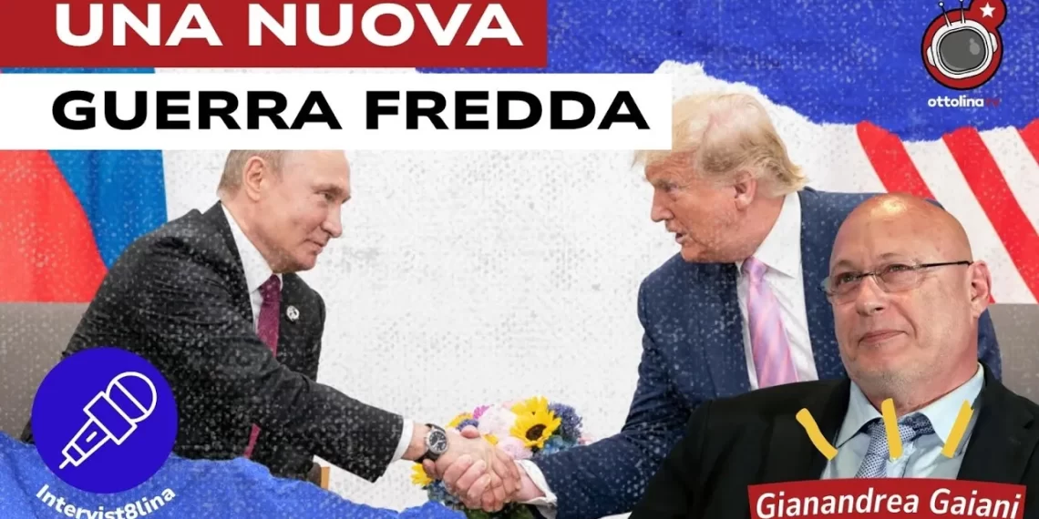 Vladimir Putin e Donald Trump si stringono la mano. Gianandrea Gaiani in primo piano