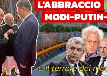 Panorama di Tianjin. A sinistra Vladimir Putin, Narendra Modi e Xi Jinping conversano amabilmente. A destra Maurizio Molinari, Federico Rampini e Alessandro Sallusti con espressioni perplesse