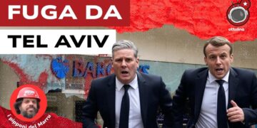 Sede di Barclays. Keir Starmer e Emmanuel Macron in primo piano