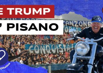 Tifosi allo stadio. Donald Trump motociclista in primo piano