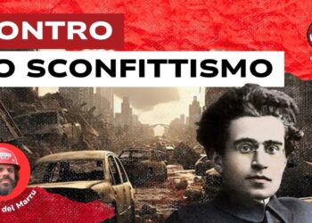 Scorcio di una città distrutta. Antonio Gramsci in primo piano