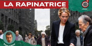 Città moderna. Giorgia Meloni sottrae denaro a una donna anziana in primo piano