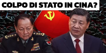 Immagine dall'altro di militari cinesi. Zhang Youxia e Xi Jinping in primo piano