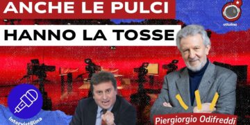 Studio televisivo vuoto. David Parenzo e Piergiorgio Odifreddi in primo piano