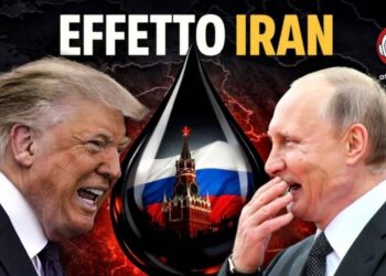 Goccia di petrolio nella quale si vedono la bandiera russa e il Cremlino. Donald Trump e Vladimir Putin che ridono in primo piano