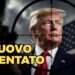 Donald Trump inquadrato da un mirino con bandiera USA alle spalle