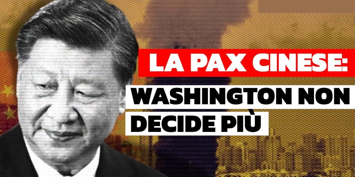 Esplosione in una città moderna. Xi Jinping in primo piano