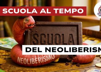 Un verme neoliberista mangia una tavoletta di cioccolato con impressa la scritta scuola