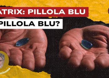 Due mani aperte con una pillola blu in mezzo a ciascuna