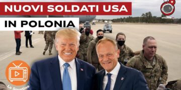 Soldati polacchi. Donald Trump e Donald Tusk in primo piano