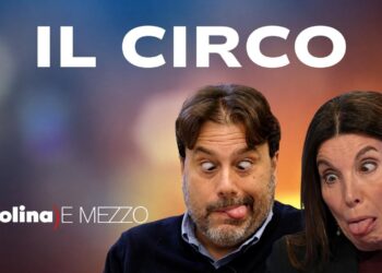Tomaso Montanari e Mariolina Sattanino fanno boccacce con gli occhi storti